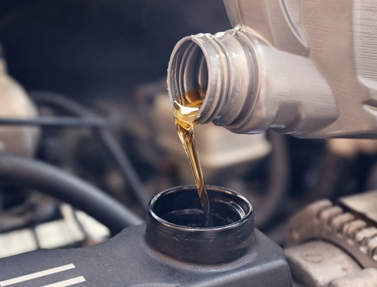 Vidange : quand dois-je changer mon huile moteur ?