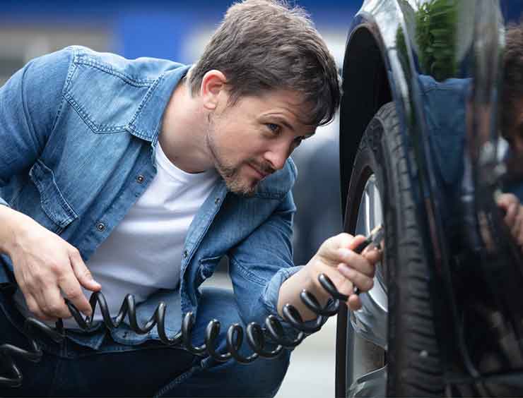 Quel gonfleur de pneus choisir pour sa voiture ?