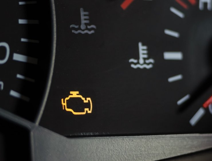 Voyant pression pneu : que faire quand le symbole s'allume ?